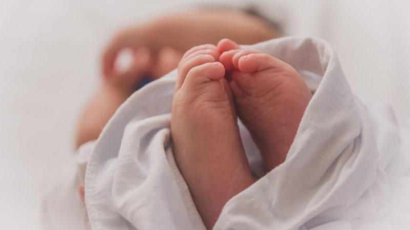 como-cambia-el-sueldo-despues-de-tener-un-hijo