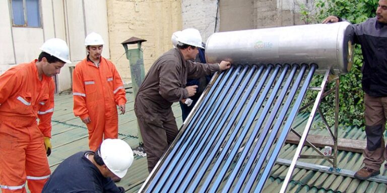 como-dar-mantenimiento-a-un-calentador-solar