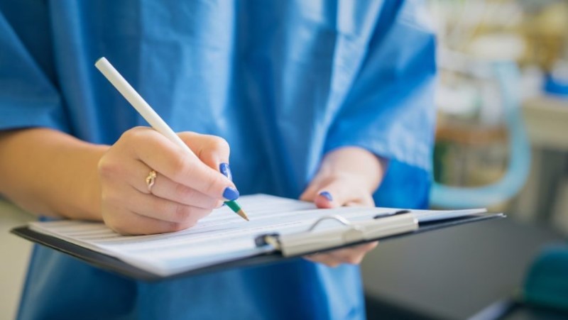 pedir-justificante-de-ingreso-hospitalario-de-un-familiar