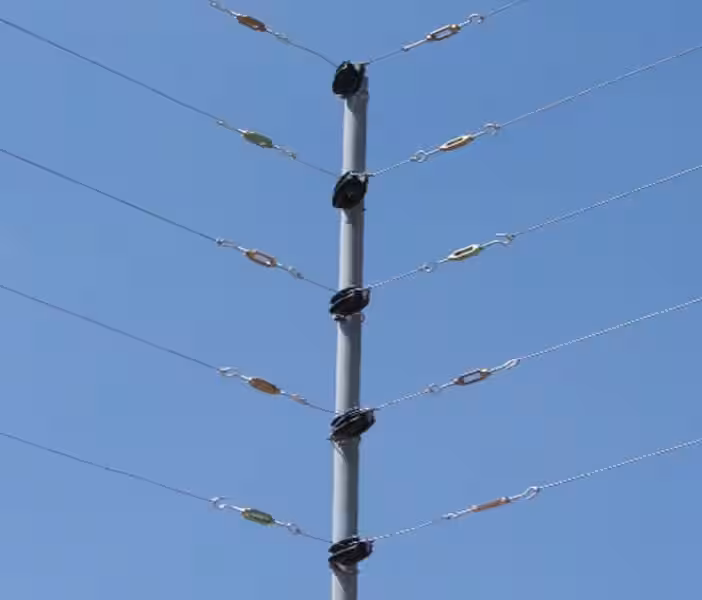 Tensores para Postes Eléctricos: La Clave para una Red Segura y Eficiente